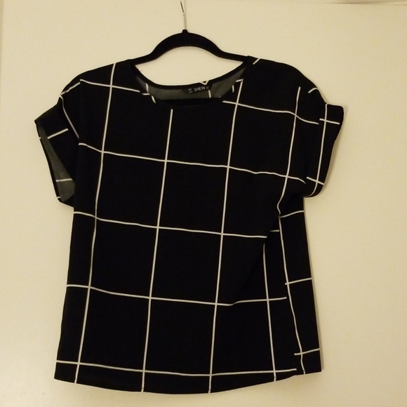 Short sleeve blouse